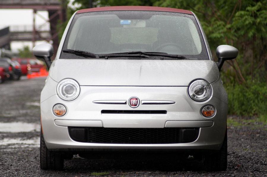 Fiat 500C 2012 года  (фото 8 из 98)